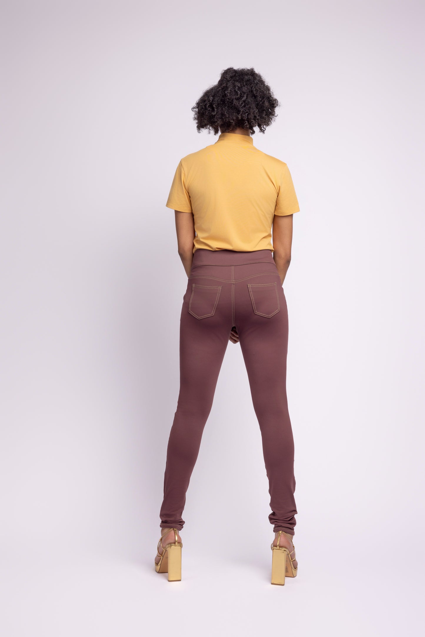 Nina's Made-to - Meassure Straight Leg Jeans